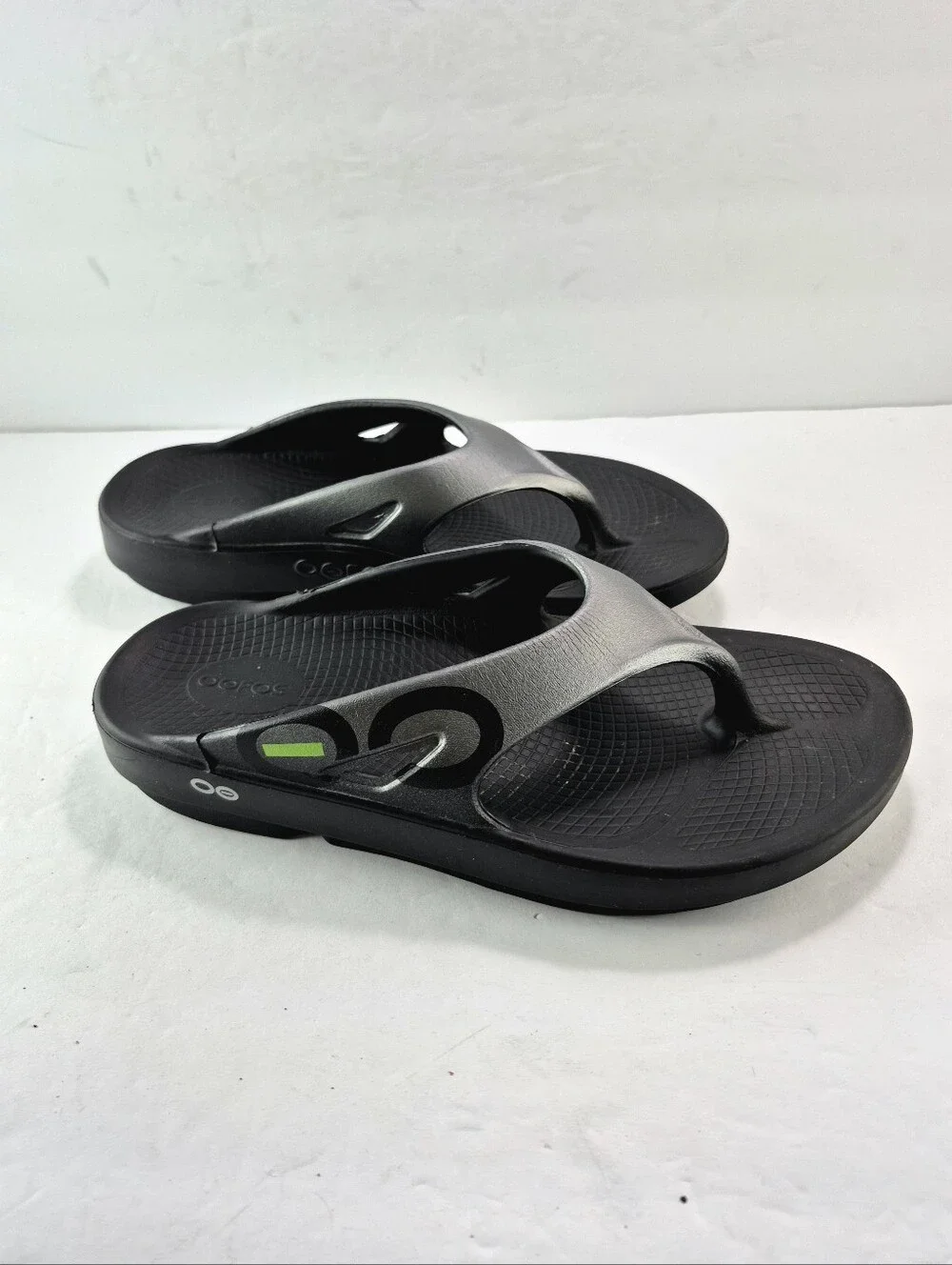 OOFOS OOriginal Sport Recovery Sandals Graphite Black Mens 8 / Womens 11